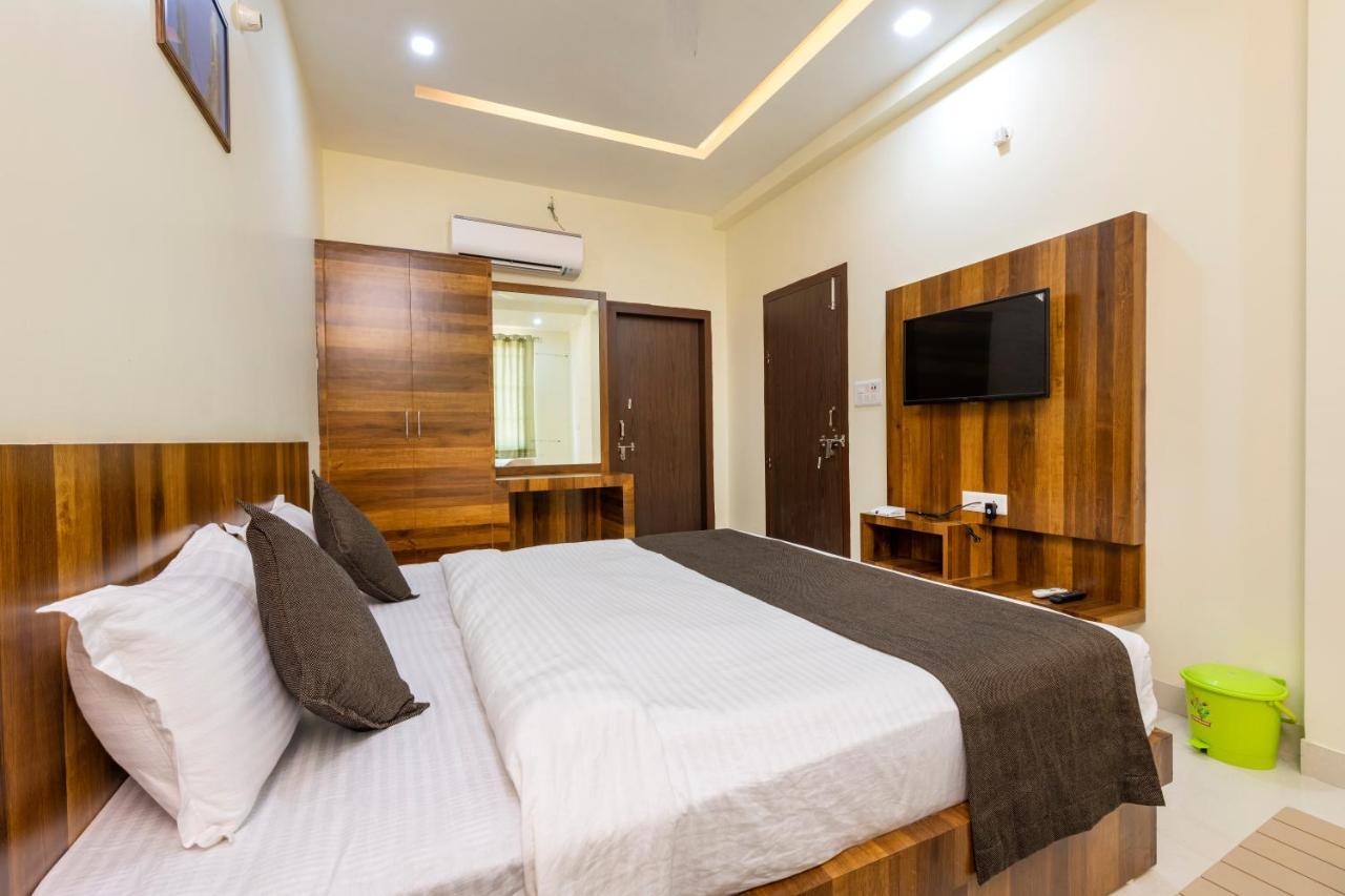 Hotel Ravi Residency Bharatpur Exteriör bild